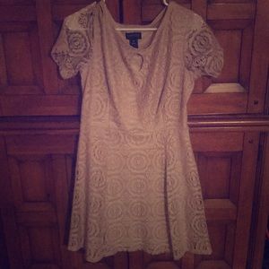 Ran colored lace dress